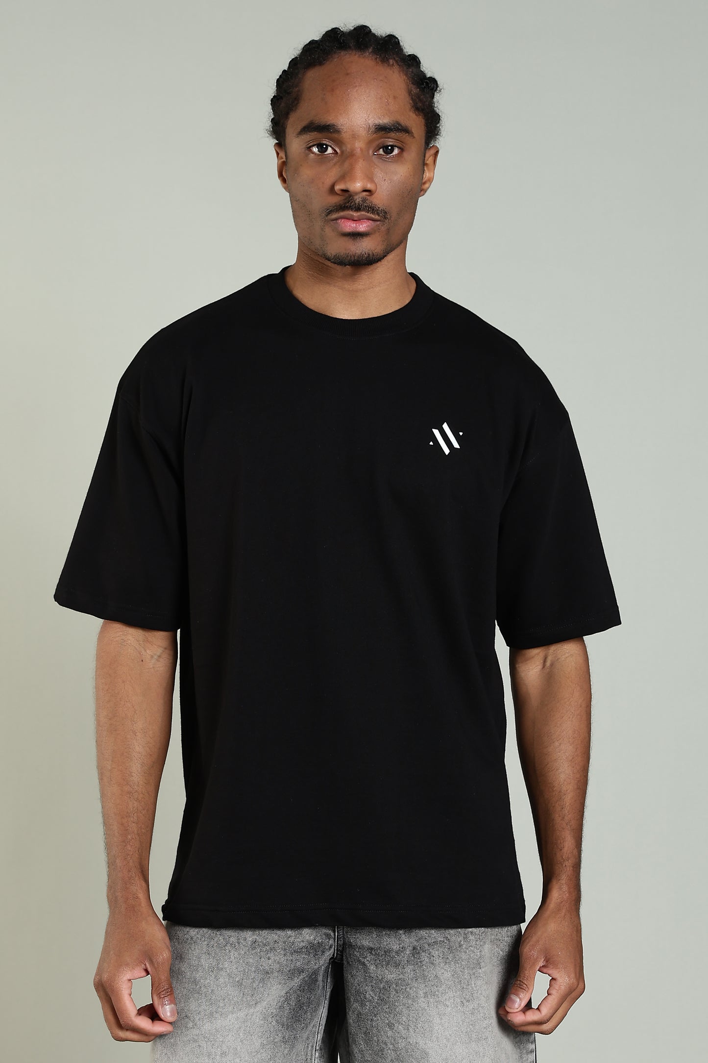 BOLD BASICS – BLACK EDITION - Relaxed Fit Cotton T-Shirt