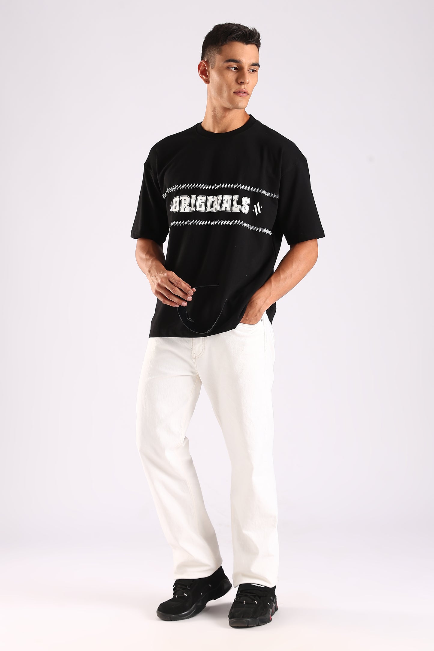 ORIGINALS /// Supreme Black – Relaxed Fit Cotton T-Shirt